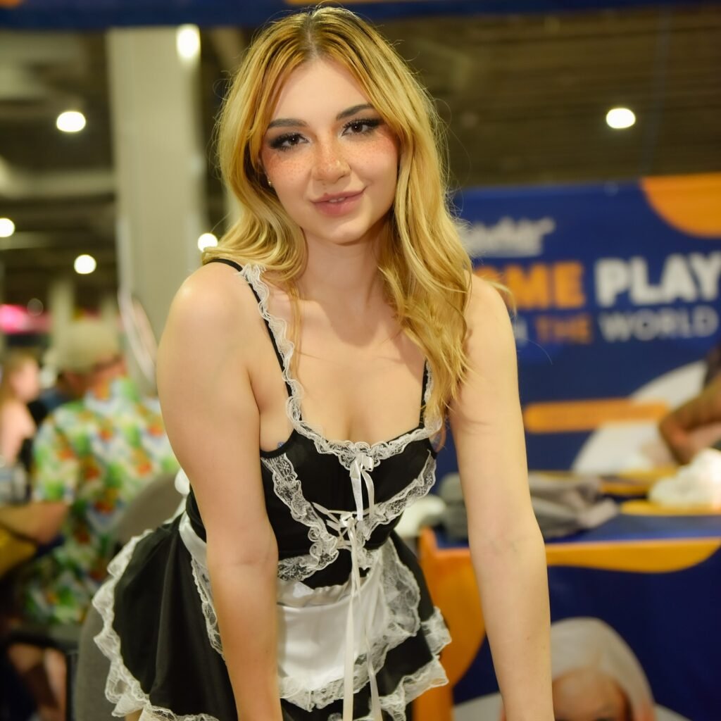 Who is Demi Hawks? Bio, Age, Career, Boyfriend & Net Worth 2026
