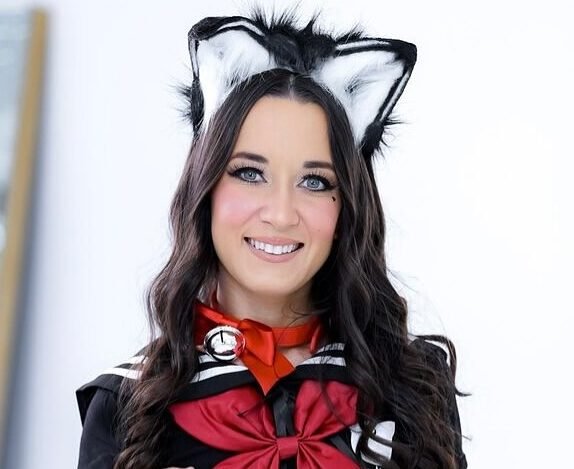 Who is Freya Von Doom? Bio, Age, Net Worth & Career 2026