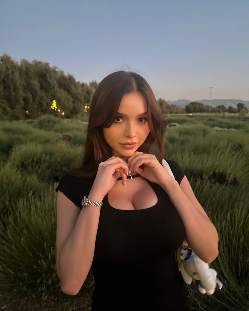 Who is Sophie Mudd? Bio, Age, Family, Career, Net Worth & Boyfriend 2026